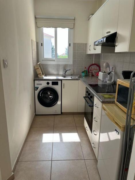 The Holiday Flat, Gateway To Desired Experiences Peyia Exterior photo